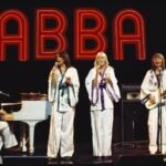 «Happy New Year»: Το γλυκόπικρο τραγούδι των ABBA – Ένα απάνθισμα ελπίδας και ανανέωσης για κάθε εποχή