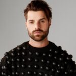 ALOK και Clementine Douglas αφήνουν τα σώματα να μιλήσουν στο «Body Talk»