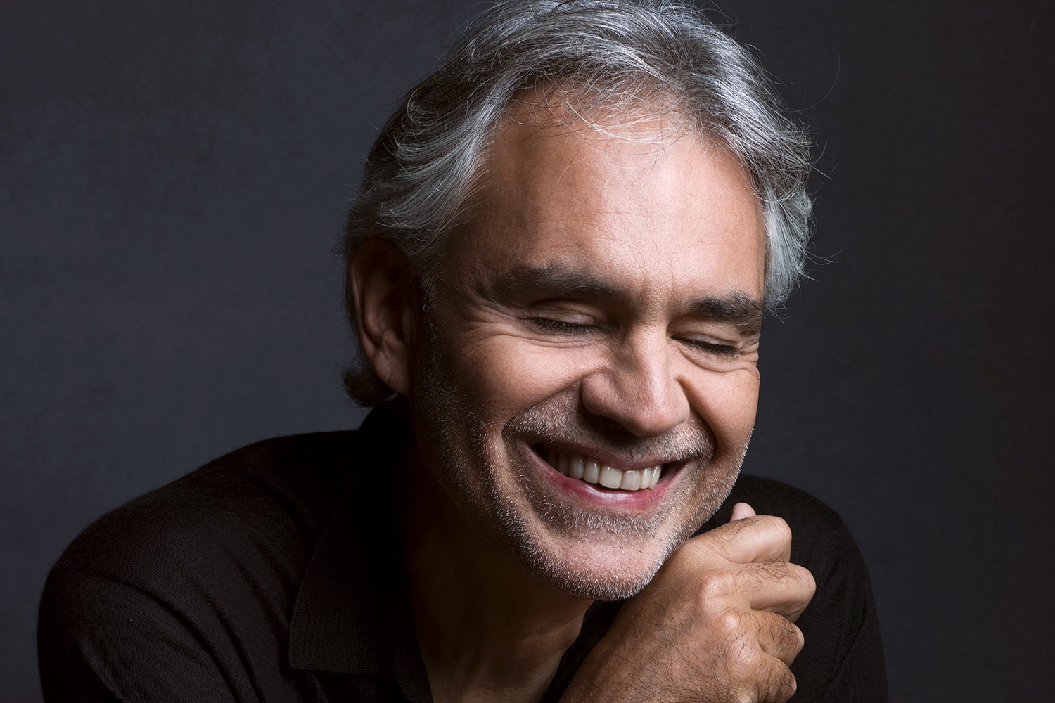 Ο Andrea Bocelli στο πλευρό της Mariah Carey στην τελετή έναρξης των Χειμερινών Ολυμπιακών Αγώνων 2026