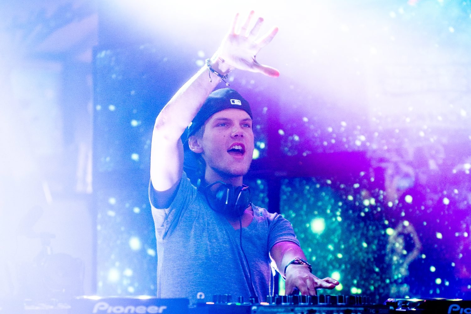 Avicii: Η αιώνια κληρονομιά του ζωντανεύει ξανά στο Tomorrowland