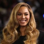 Ασπίδα προστασίας για την Beyoncé: «Ο Trump κυνηγά τους σπουδαιότερούς μας για να κρύψει τα σκάνδαλά του»