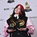 Grammy 2025: Γιατί Billie Eilish και Sabrina Carpenter έπρεπε να επιλέξουν ποιο τραγούδι θα προτείνουν για την Ηχογράφηση της Χρονιάς