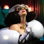 Η Björk μετατρέπει το πένθος σε τέχνη με μία νέα εντυπωσιακή έκθεση – Αφιερωμένη στη μητέρα της