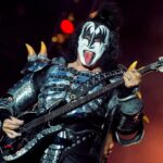 Gene Simmons: «Δεν έχω πρόβλημα να με χαρακτηρίζουν καθίκι»