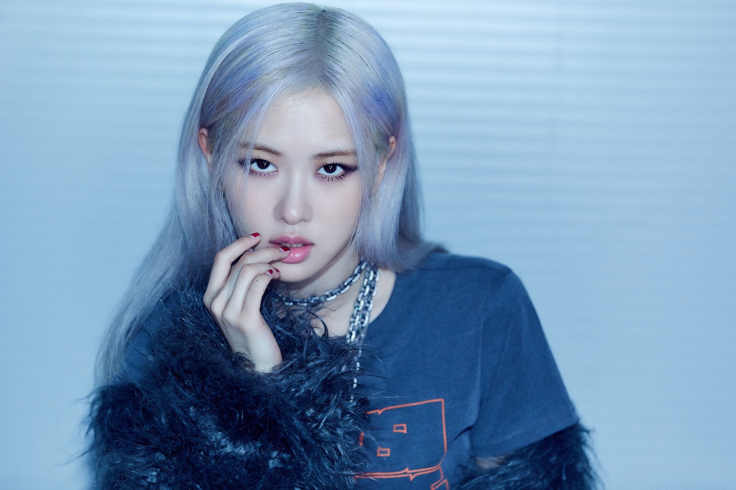 Η Rosé των BLACKPINK υπέγραψε συμβόλαιο με την Atlantic Records για τη σόλο καριέρα της