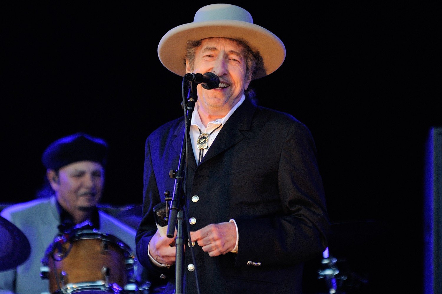 Ο Bob Dylan γράφει για τη ζωή στα 80: «Είναι πλέον πιο δύσκολο να σε προγραμματίσουν» Ο Bob Dylan γράφει για τη ζωή στα 80: «Είναι πλέον πιο δύσκολο να σε προγραμματίσουν»