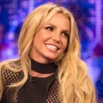 Britney Spears: Η δημιουργός του «New Girl» υπογράφει το σενάριο για τη νέα βιογραφική ταινία της