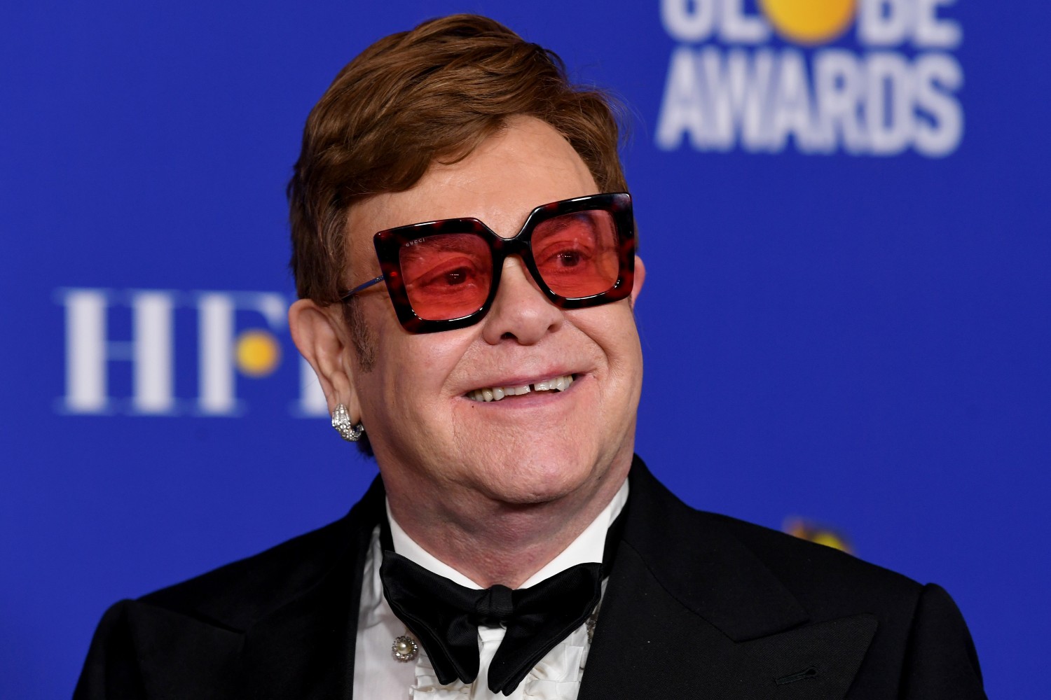 Elton John και Πρίγκιπας Harry καλούνται να καταβάλουν 9,54 εκατ. λίρες στην Daily Mail μετά τη δικαστική ήττα τους