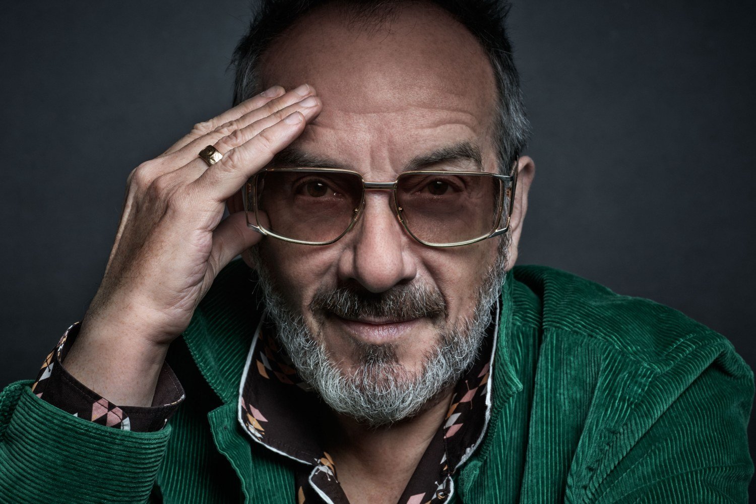 Elvis Costello: Γιατί δεν θέλει να μηνύσει την Olivia Rodrigo για το «Brutal»