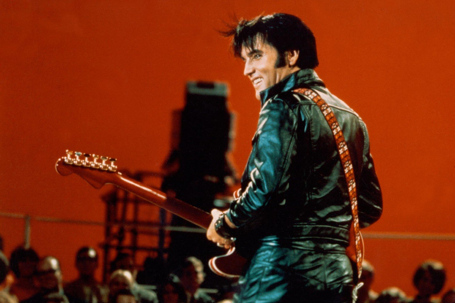 «EPiC: Elvis Presley in Concert»: Ο «βασιλιάς» επιστρέφει στο Λας Βέγκας όπως δεν τον έχουμε δει ποτέ