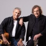 Γιώργος Νταλάρας και Βασίλης Παπακωνσταντίνου σε μία ιστορική συνάντηση στο «VOX»