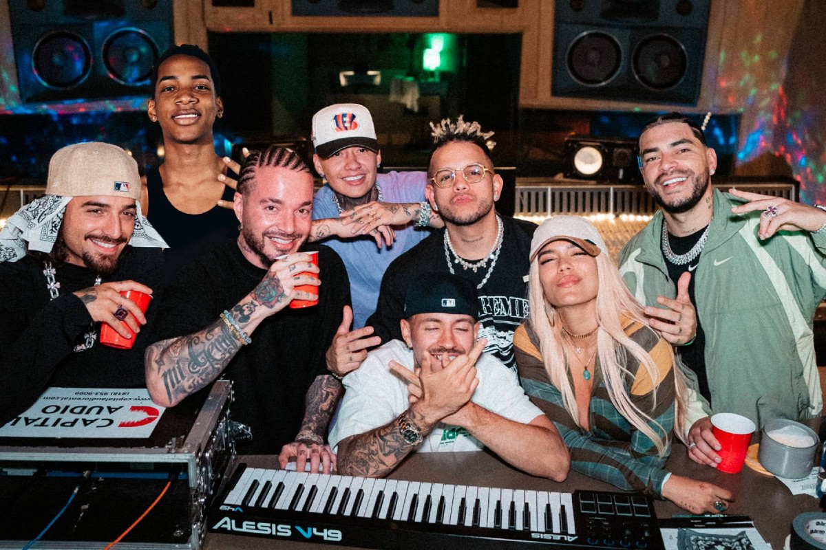 Karol G, J Balvin, Maluma και Feid συνεργάζονται στον απόλυτο ύμνο στην Κολομβία