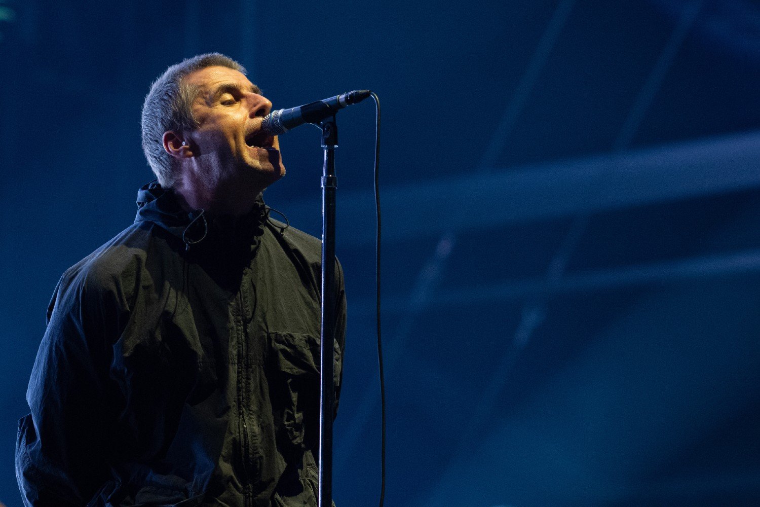 Ο Liam Gallagher αποθεώνει τον νέο ντράμερ των Oasis: «Είμαστε τυχεροί που τον έχουμε»