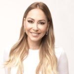 «Σ’ Ευχαριστώ Που Σ’ Αγαπώ»: Η Μελίνα Ασλανίδου αγκαλιάζει κάθε ευαίσθητη ψυχή με το νέο άλμπουμ της