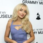 Η Sabrina Carpenter είναι εκστασιασμένη με τις έξι υποψηφιότητές της στα Grammy