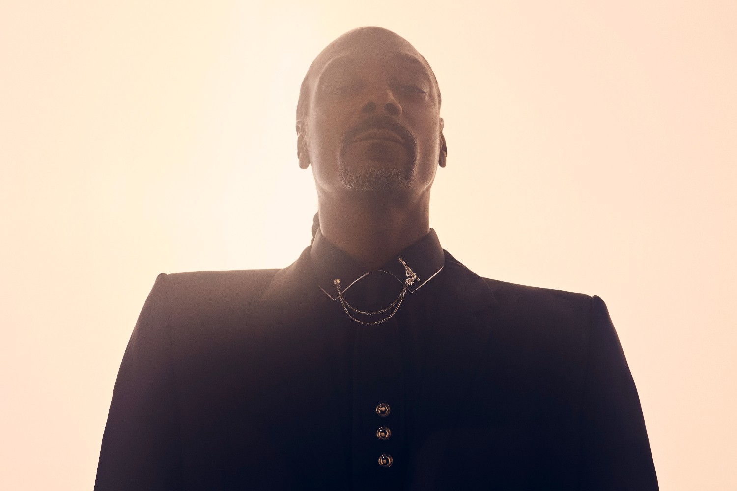Ο Snoop Dogg κυκλοφορεί το νέο άλμπουμ «Missionary» – Σε παραγωγή Dr. Dre
