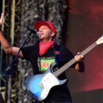 Ο Tom Morello απαντά στους επικριτές: «Οι μουσικοί δεν πρέπει να μένουν έξω από την πολιτική»