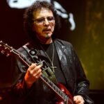 Ο Tony Iommi χρίζεται Μέλος του Τάγματος της Βρετανικής Αυτοκρατορίας από τον βασιλιά Κάρολο