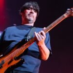 Alex James: «Οι Blur πρέπει να κάνουν στην άκρη για χάρη της επανένωσης των Oasis»