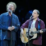 Ο Art Garfunkel συνάντησε τον Paul Simon και ξέσπασε σε κλάματα
