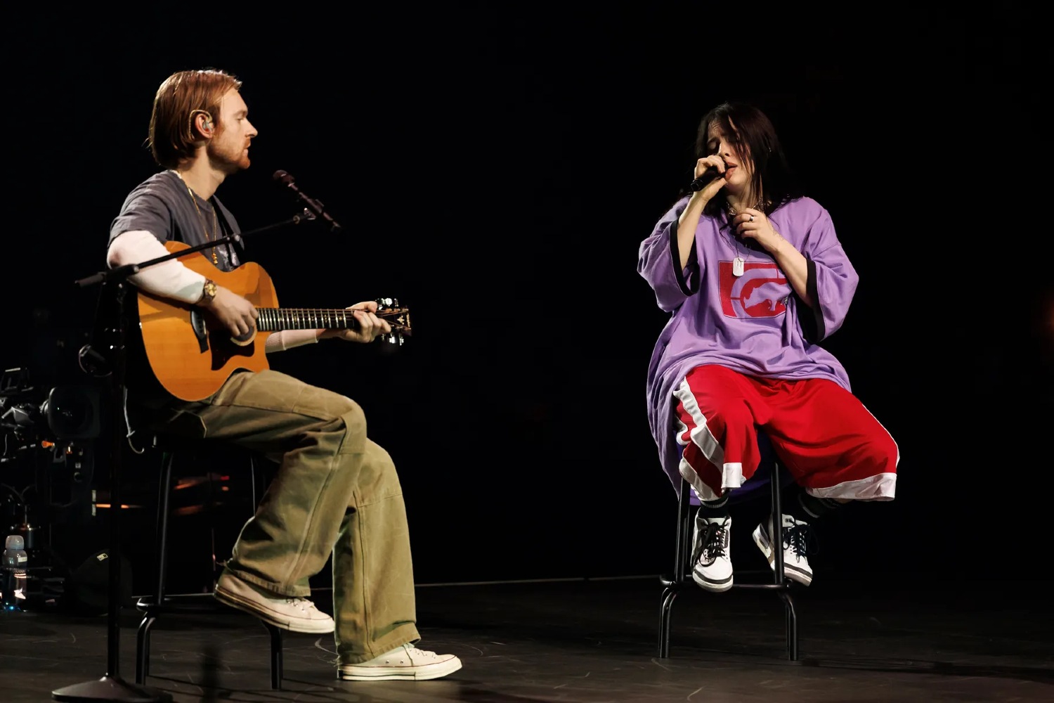 Billie Eilish και Finneas έγραψαν ένα τραγούδι με μαθητές δημοτικού