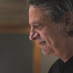 Ο Δημήτρης Ζερβουδάκης δίνει ζωή στις «Λέξεις» του Χρήστου Νικολόπουλου και του Νίκου Αναγνωστάκη