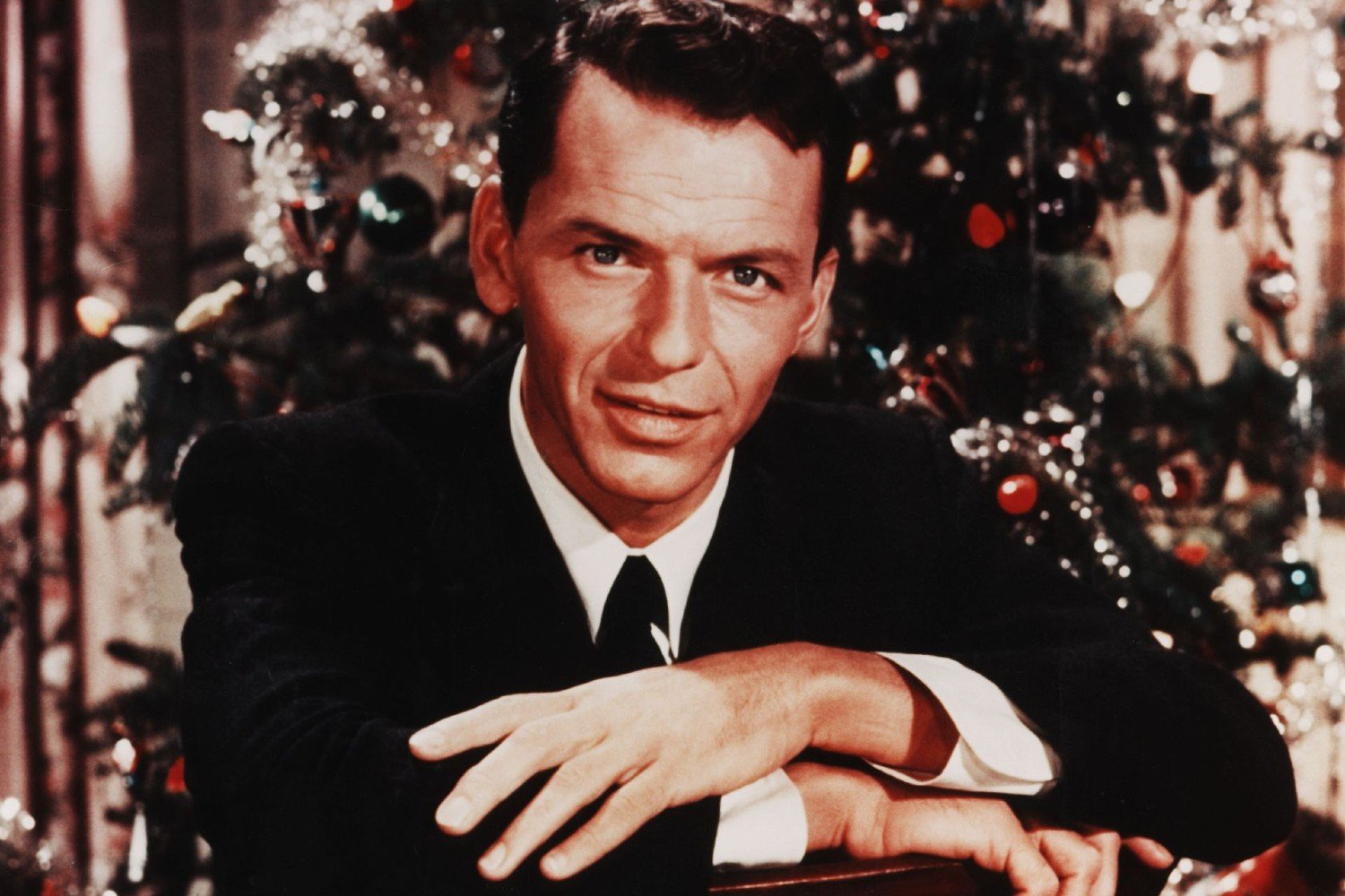 Γιατί ο Frank Sinatra είναι η απόλυτη φωνή των Χριστουγέννων