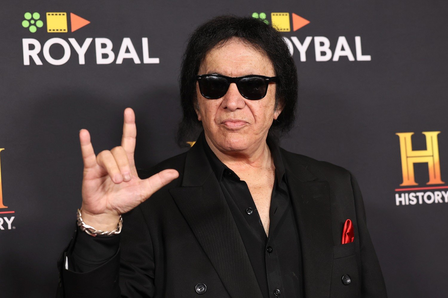 Γιατί ο Gene Simmons αρνείται να ζητήσει συγγνώμη για τις δηλώσεις περί «γκέτο»