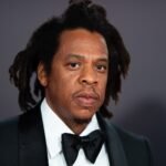 Ο δισεκατομμυριούχος Jay-Z απέναντι στην ηθική του πλούτου: «Το χρήμα δεν ορίζει ποιος είσαι»