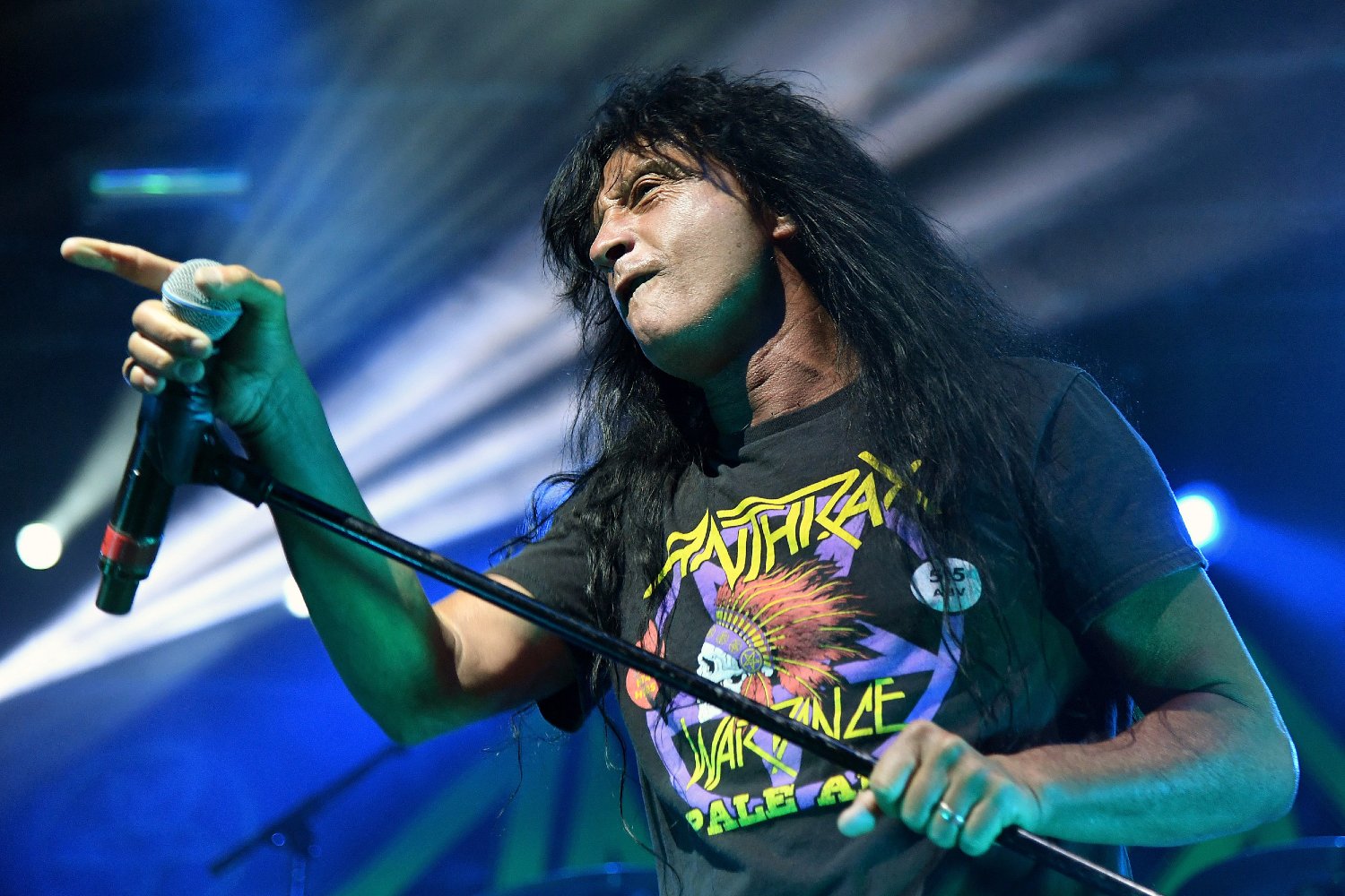 Ο Joey Belladonna δούλευε σε στάβλο με άλογα όταν απολύθηκε από τους Anthrax