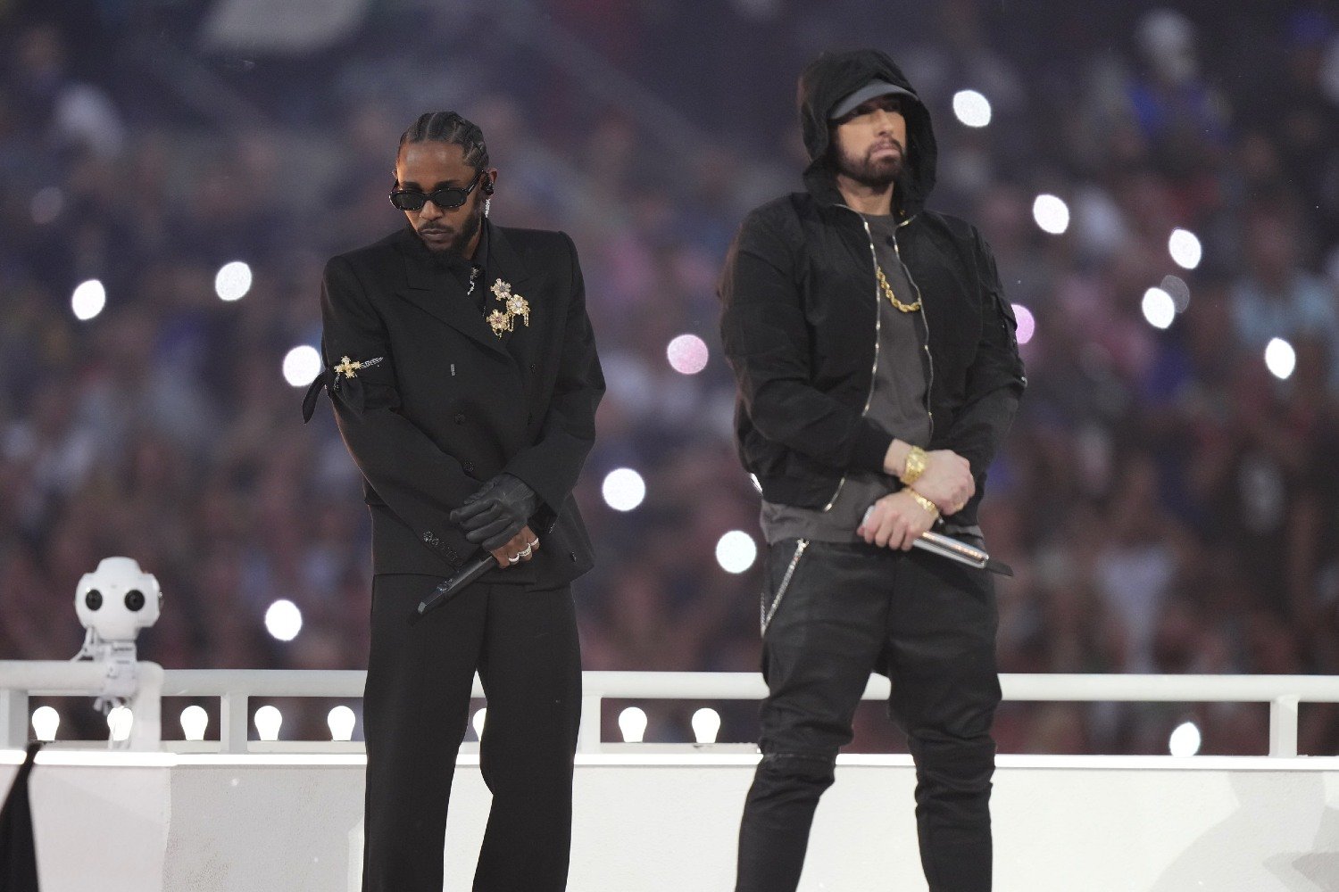 Ο Eminem πιστεύει ότι ο Kendrick Lamar θα σαρώσει τα βραβεία  στα Grammy 2025