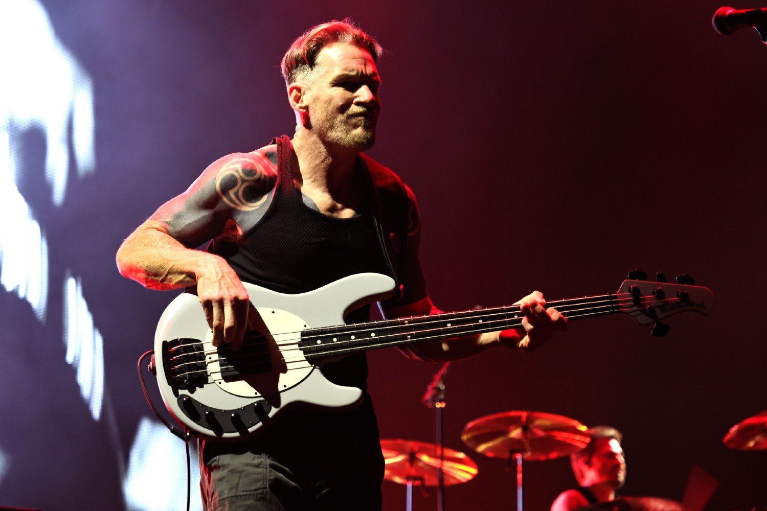 Ο Tim Commerford των Rage Against The Machine μοιράζεται ευχάριστα νέα για τη μάχη του με τον καρκίνο του προστάτη Ο Tim Commerford των Rage Against The Machine μοιράζεται ευχάριστα νέα για τη μάχη του με τον καρκίνο του προστάτη