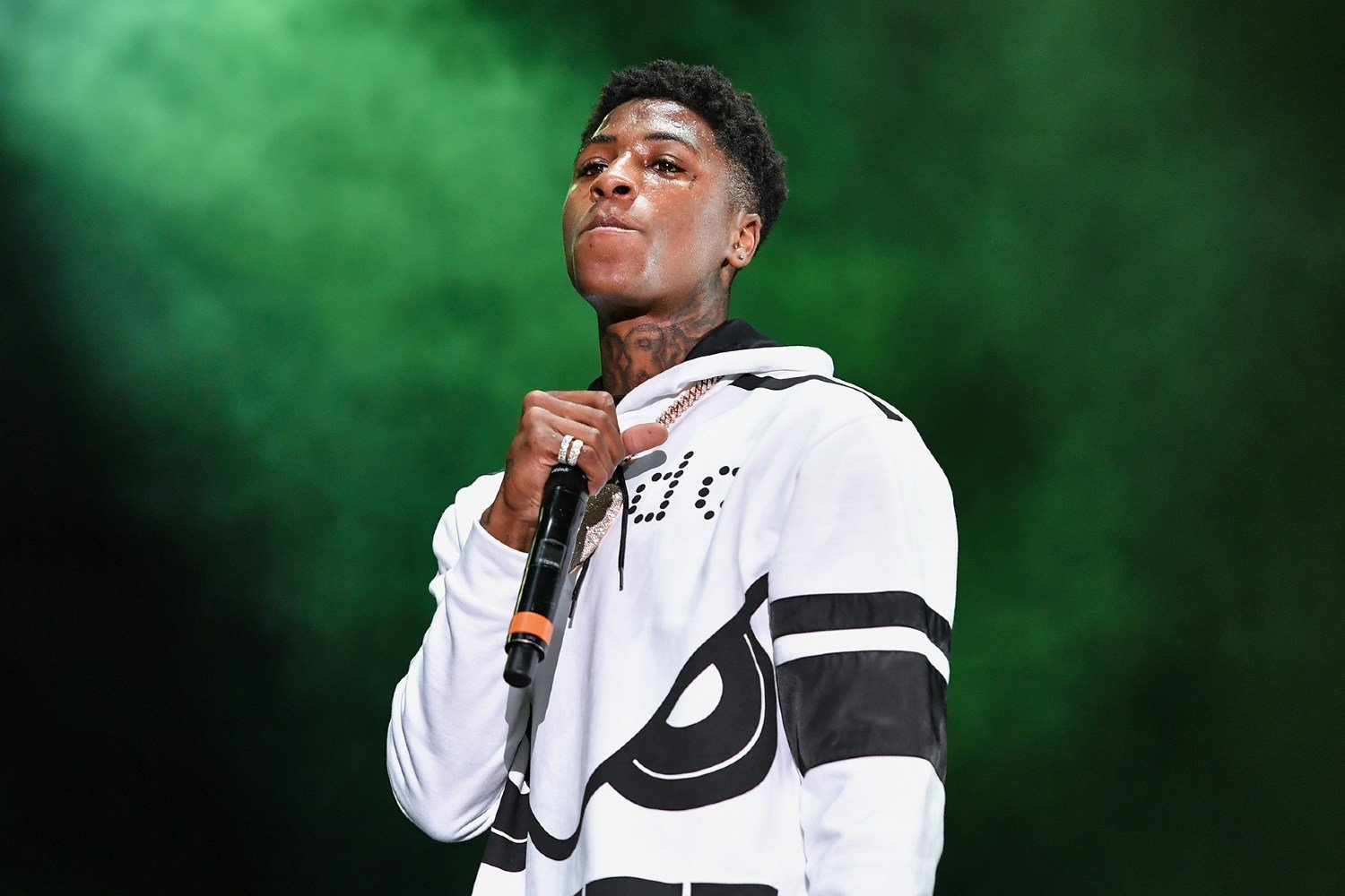 Ο Donald Trump απένειμε χάρη στον YoungBoy Never Broke Again