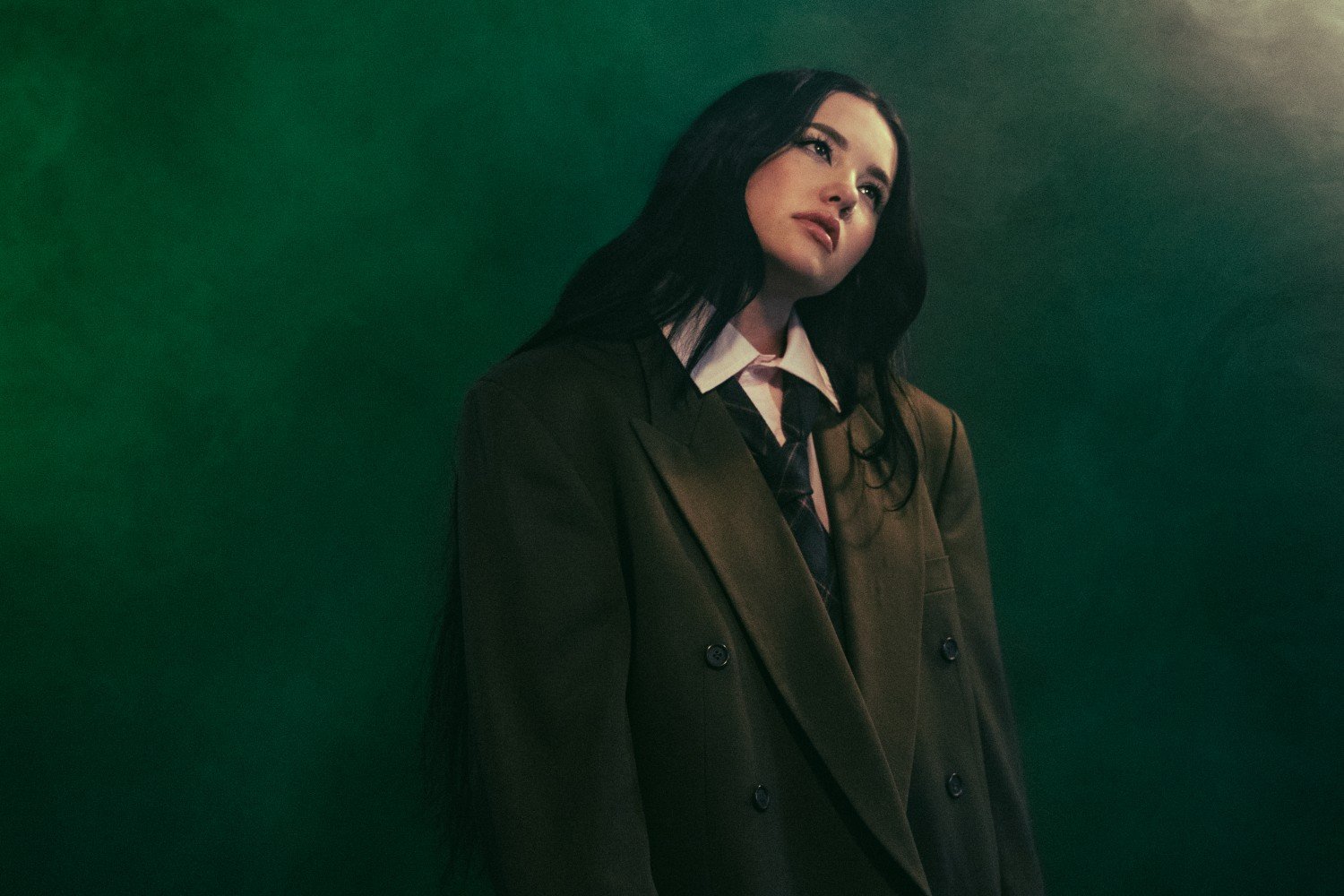 Η Lauren Spencer Smith μας μαθαίνει να συγχωρούμε με το «Pray»