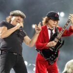 Οι AC/DC γίνονται γραμματόσημα από τα βρετανικά ταχυδρομεία