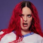 Η Anne-Marie κάνει breakup therapy με κιθάρες και attitude στο «Act II: If You’re Looking For A Reason To Key Your Ex’s Car».