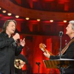Γιώργος Νταλάρας & Γιάννης Κότσιρας: Αφιέρωμα στον Σταύρο Κουγιουμτζή στο Christmas Theater