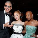 Jeff Goldblum: «Πετούσα στα σύννεφα»: Πώς ένιωσε τραγουδώντας με τις Ariana Grande και Cynthia Erivo