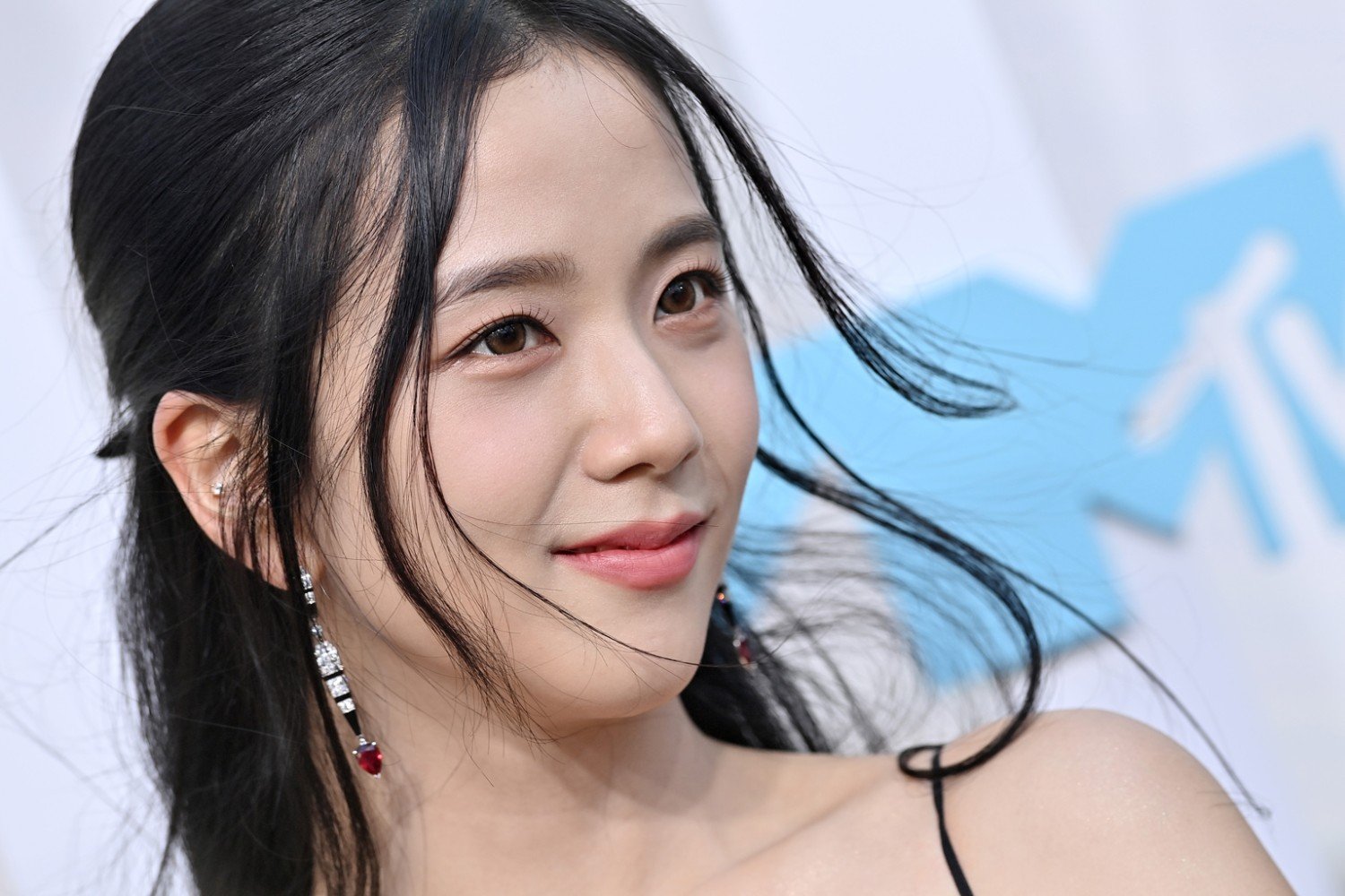 Jisoo: Η νομική απάντηση στις φήμες για την οικογένειά της και η γραμμή άμυνας