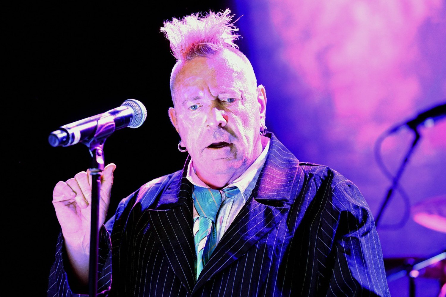 John Lydon: Οι Sex Pistols δεν τον πήραν ούτε ένα τηλέφωνο μετά τον θάνατο της συζύγου του