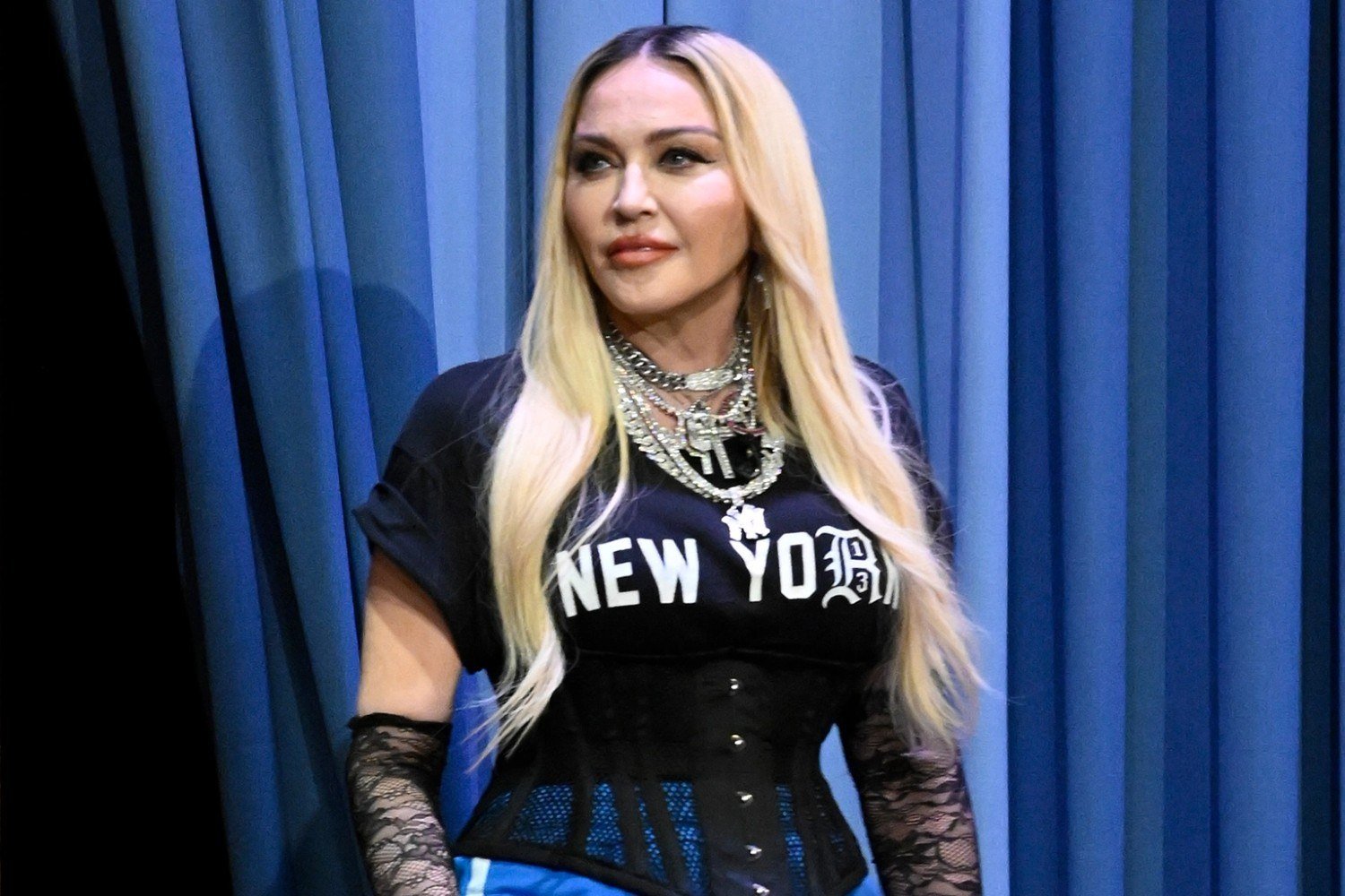 Madonna: Το visual film του «Confessions II» κάνει πρεμιέρα στο Φεστιβάλ Κινηματογράφου Tribeca Madonna: Το visual film του «Confessions II» κάνει πρεμιέρα στο Φεστιβάλ Κινηματογράφου Tribeca