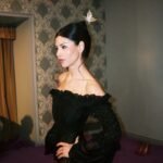 Η Marina ανοίγει τα φτερά της με το νέο single «Butterfly»