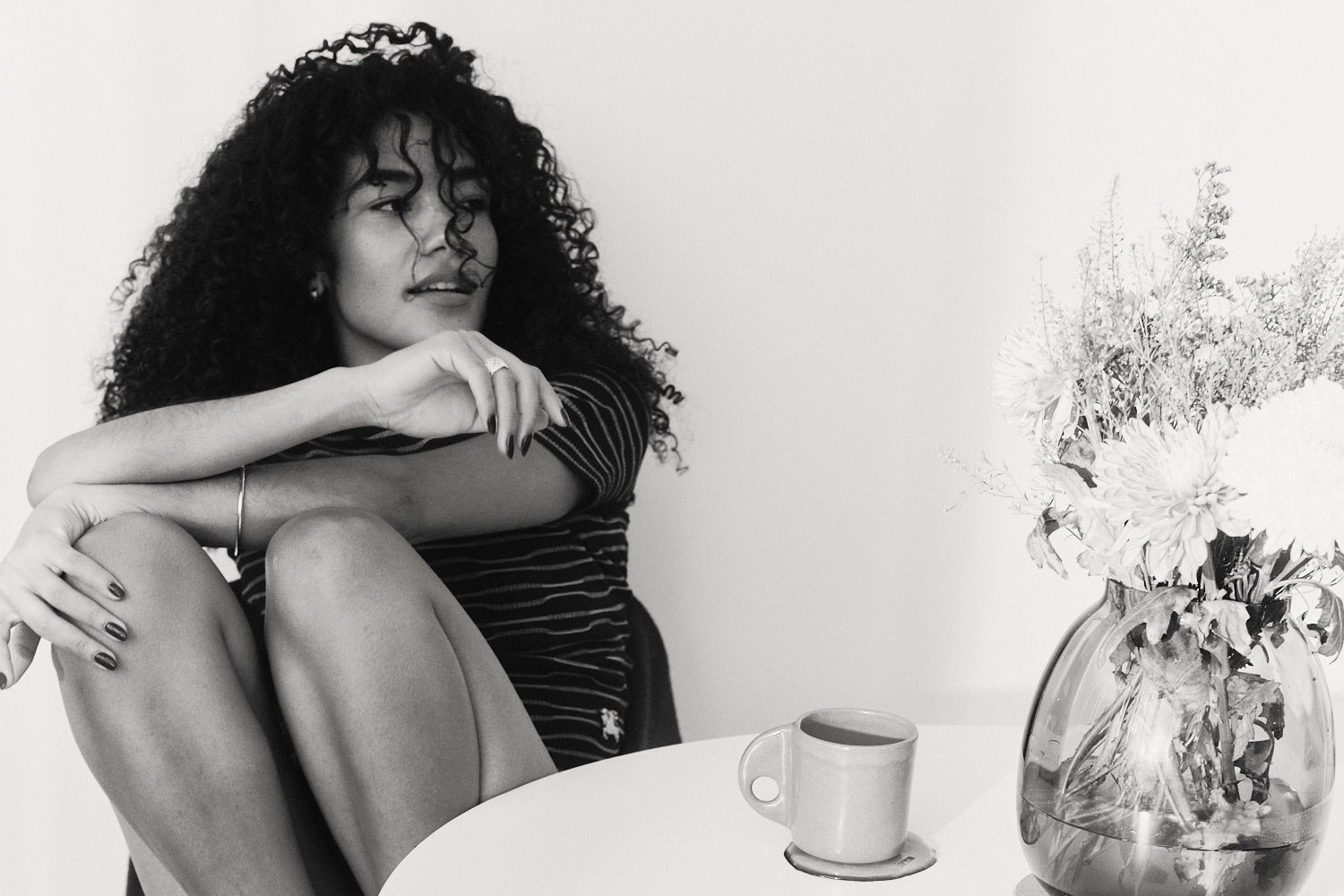Olivia Dean: Πρέσβειρα της Record Store Day 2026 για τη Βρετανία – «Σημαντικό να κρατήσουμε ζωντανά τα δισκοπωλεία»