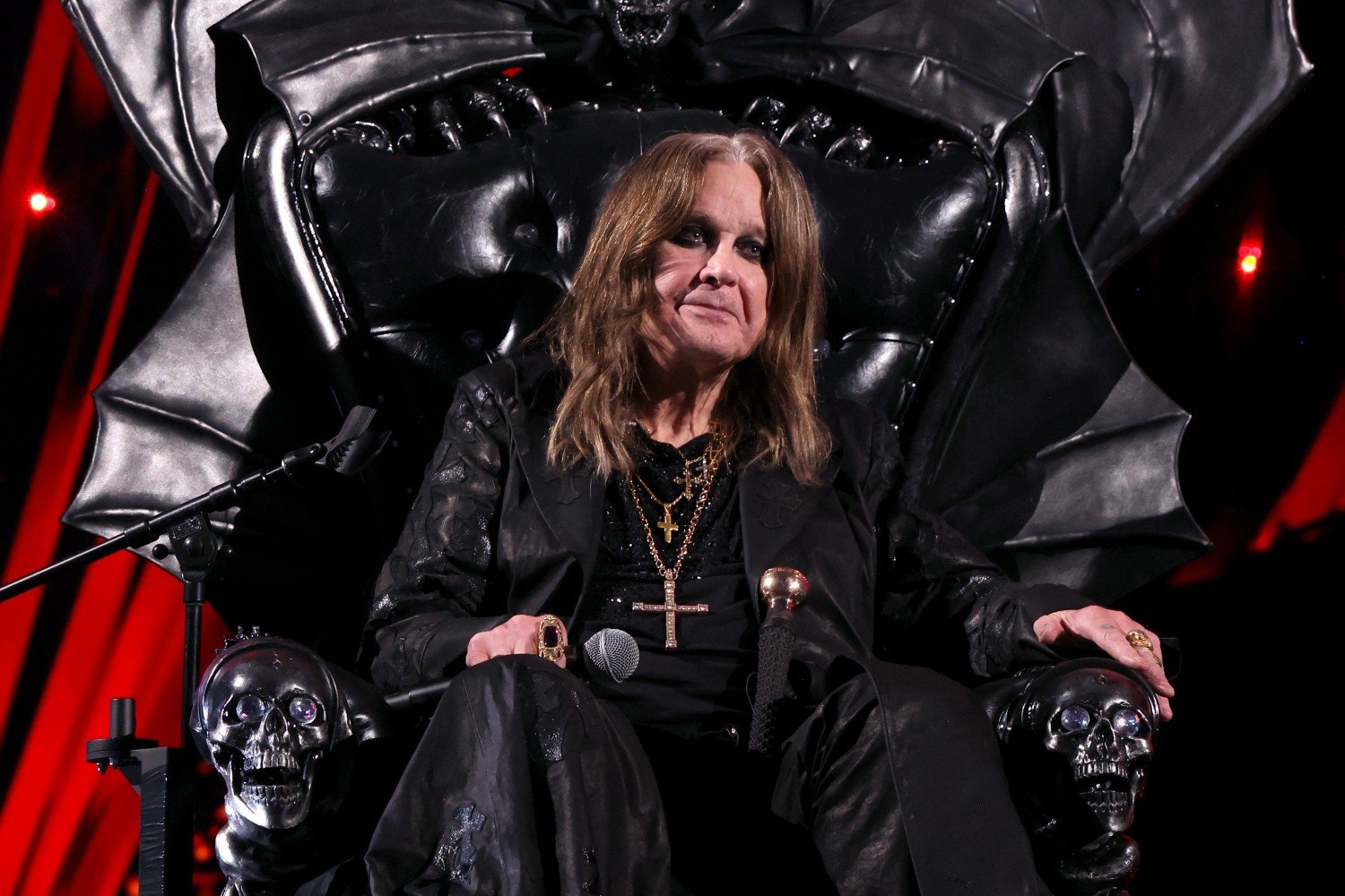 BRIT Awards 2026: Ένα συγκινητικό «τελευταίο αντίο» στον Ozzy Osbourne και τον Mani