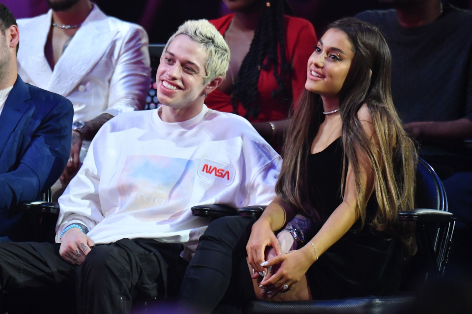 Ο Pete Davidson εύχεται η Ariana Grande να κερδίσει το Όσκαρ για το «Wicked»
