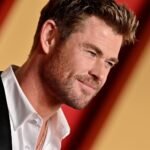 Ο Chris Hemsworth μετανιώνει για τη selfie με την Billie Eilish στα Όσκαρ