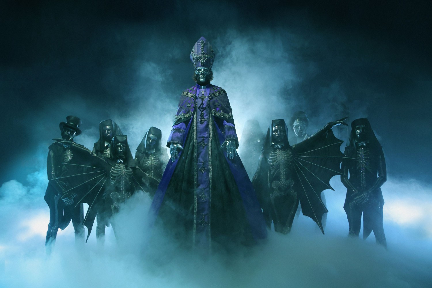 Οι Ghost ανασταίνουν τον ρυθμό και χορεύουν με τον θάνατο στο νέο άλμπουμ «Skeletá»