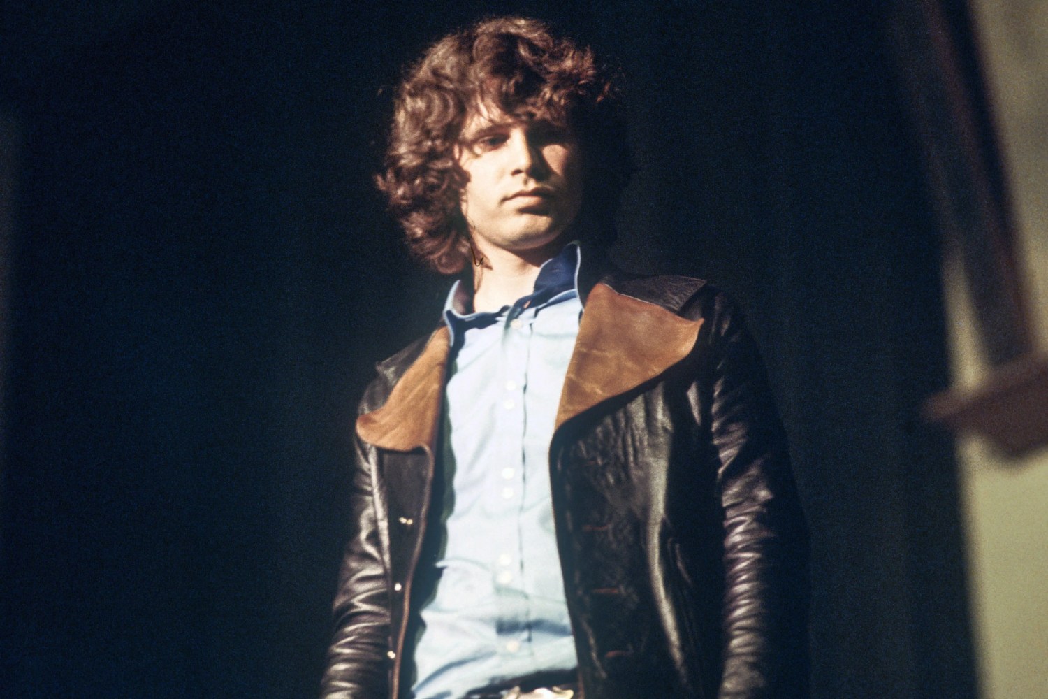 Ο Jim Morrison «σκηνοθέτησε τον θάνατό του και ζει στη Νέα Υόρκη» – Ντοκιμαντέρ εξετάζει τις φήμες