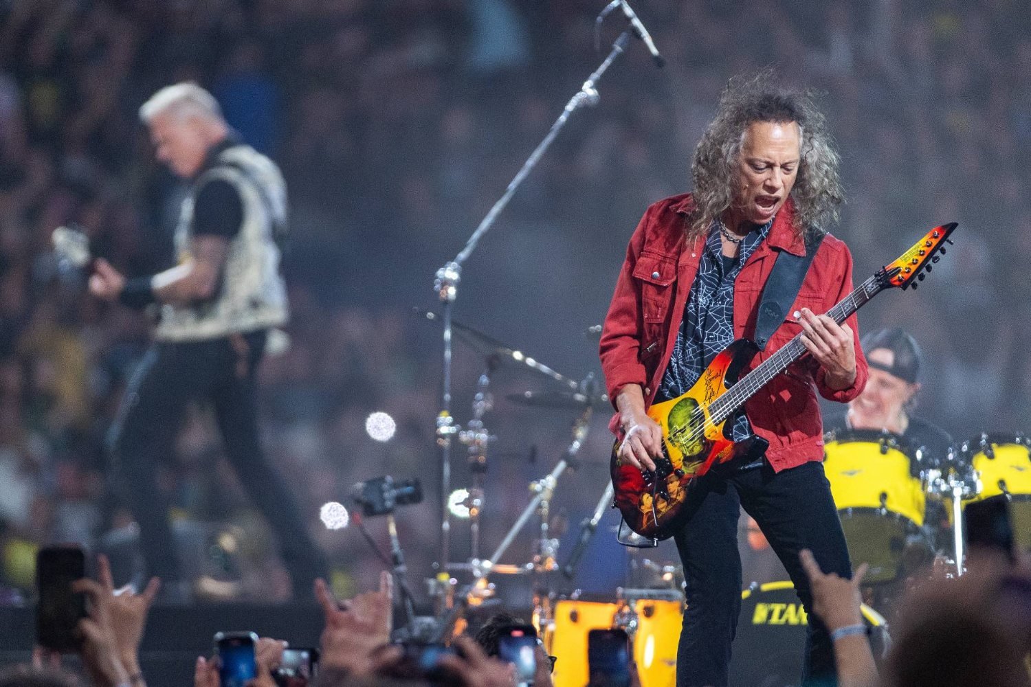 Ο Kirk Hammett έχει «767 νέα riffs» για το επόμενο άλμπουμ των Metallica: «Θα μπορούσαμε να επιστρέψουμε στα ’90s»