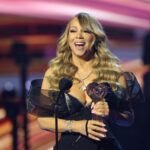 Mariah Carey: Το «ευχαριστώ» στην εκλιπούσα μητέρα της στα iHeartRadio Music Awards 2025 για «το δώρο της μουσικής»